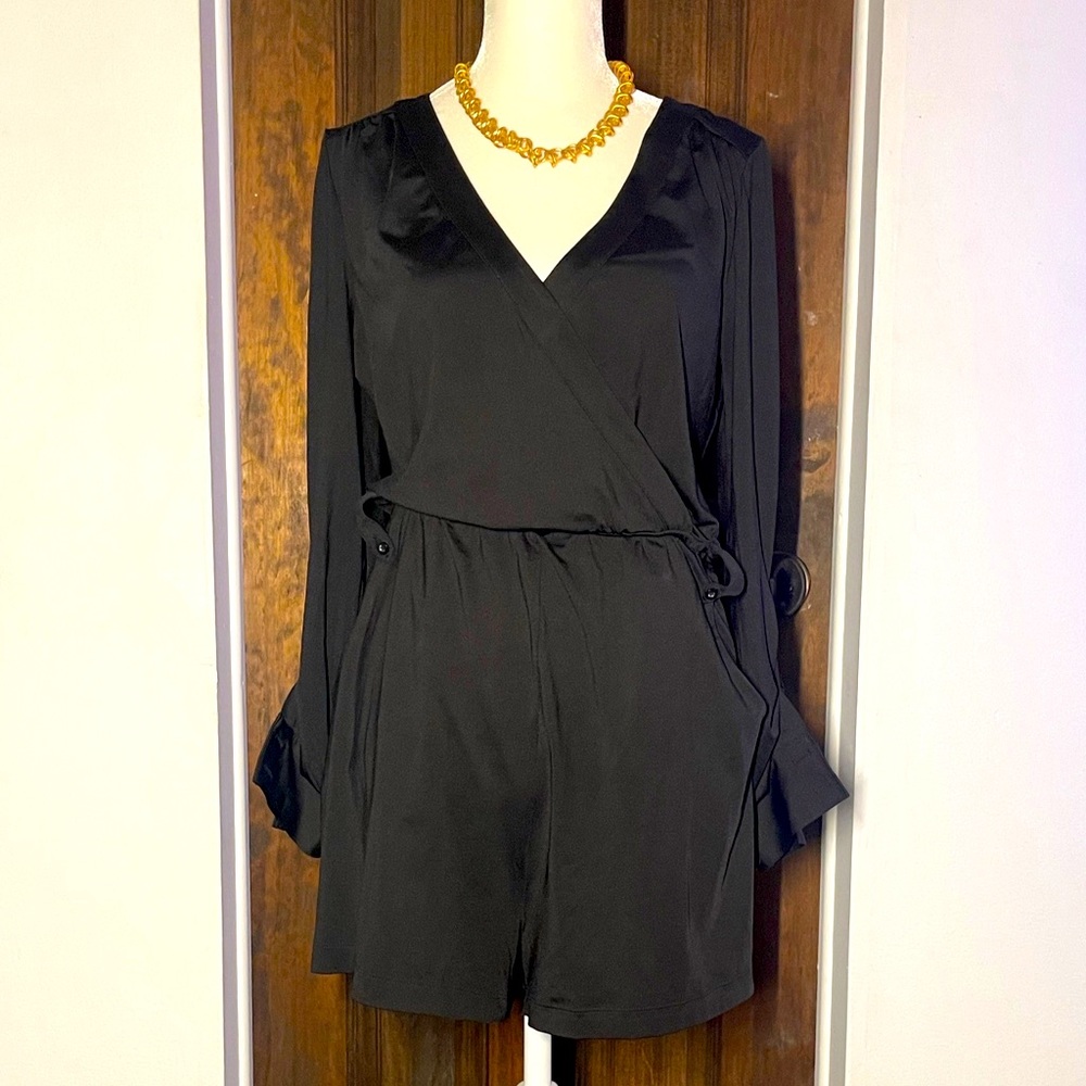 BEBE Short Black Romper